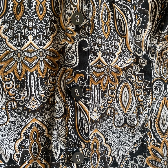 212 collection long sleeve Paisley top button down - Picture 4 of 5
